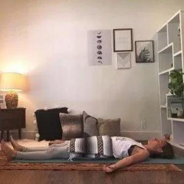 40分钟阴瑜伽序列:背部僵硬一定要学的阴瑜伽 40分钟阴瑜伽序列:背部僵硬一定要学的阴瑜伽