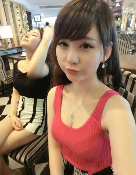 女孩子不太容易练腹肌,主要是练出马甲线 女孩子不太容易练腹肌,主要是练出马甲线