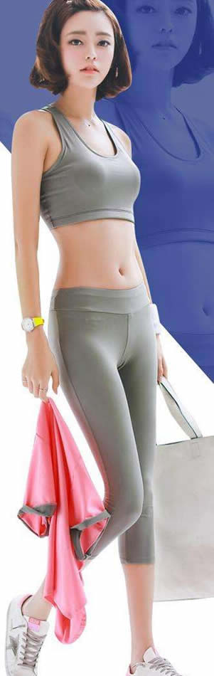 紧身裤简约风格让人眼前一亮:绽放妹子优雅魅力 紧身裤简约风格让人眼前一亮:绽放妹子优雅魅力