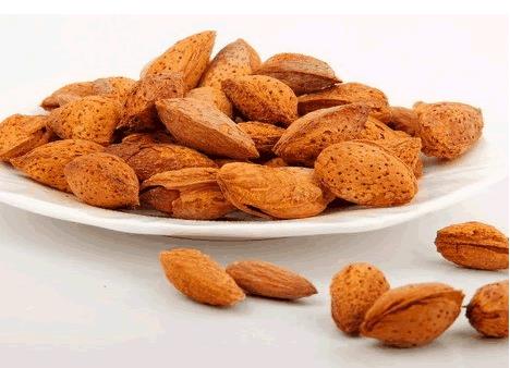 春节年货必备： 8种坚果减肥抗癌供你选