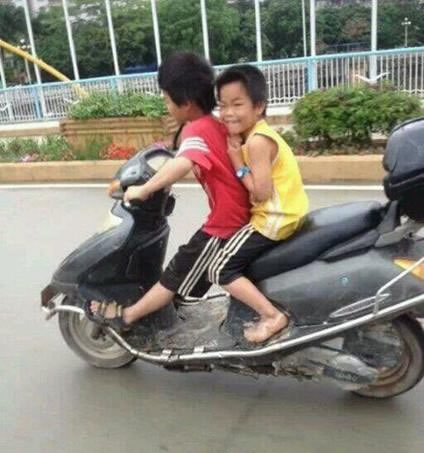 电动车加上熊孩子，算不算马路上的第一杀手？