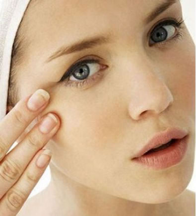 眼皱纹怎么消除：教你消除眼皱纹的按摩方法