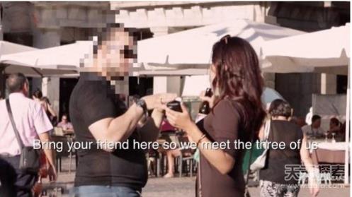 美女街头假醉测试 结果令人愤怒:实拍过程(图) 美女街头假醉测试 结果令人愤怒:实拍过程(图)