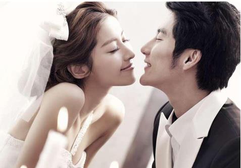 韩式婚纱照片欣赏:小技巧拍出完美照片 韩式婚纱照片欣赏:小技巧拍出完美照片