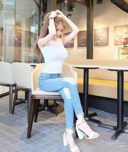 时髦的紧身裤：舒适迷人（图）