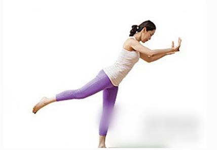 20分钟减肥操:想瘦就在家做起来吧【图解步骤】 20分钟减肥操:想瘦就在家做起来吧【图解步骤】