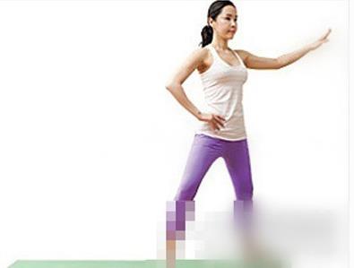 20分钟减肥操:想瘦就在家做起来吧【图解步骤】 20分钟减肥操:想瘦就在家做起来吧【图解步骤】