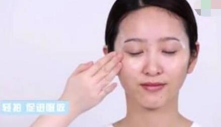 敷完面膜洗不洗脸？太多人做错（图）