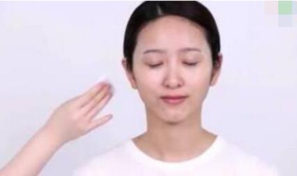 敷完面膜洗不洗脸？太多人做错（图）