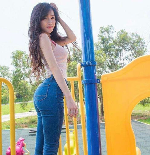 女人紧身裤时尚穿搭:做漂亮优雅迷人女人 女人紧身裤时尚穿搭:做漂亮优雅迷人女人