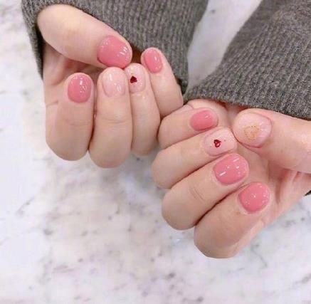 美甲图片韩式2018：少女心粉色软妹美甲推荐（图）