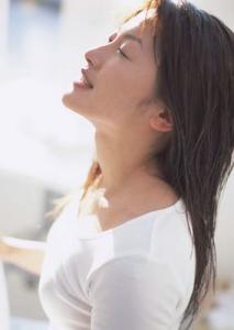 如何解决女性痛经烦恼:3种方法缓解痛经 如何解决女性痛经烦恼:3种方法缓解痛经