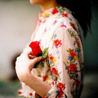 美女图片头像：气质美女图片头像快来挑选吧