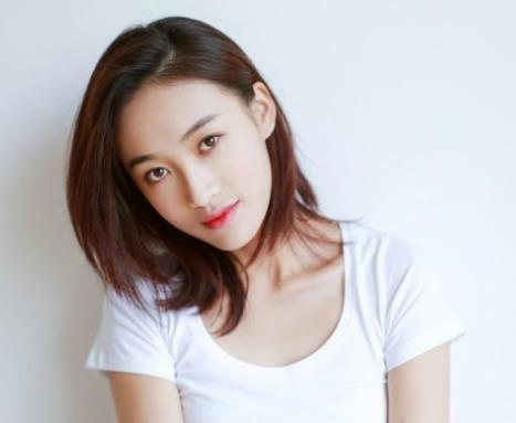 属虎的人2018年桃花朵朵开:属虎人的福利(图) 属虎的人2018年桃花朵朵开:属虎人的福利(图)