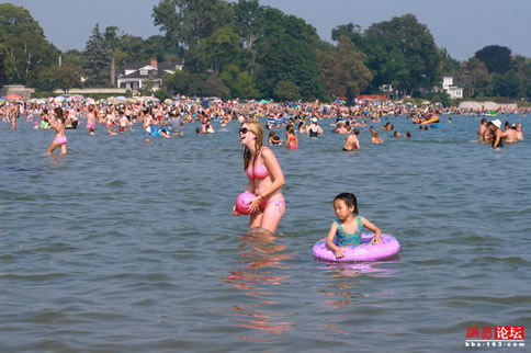 天体浴场图片：介绍十大国外天体浴场【福利图片】
