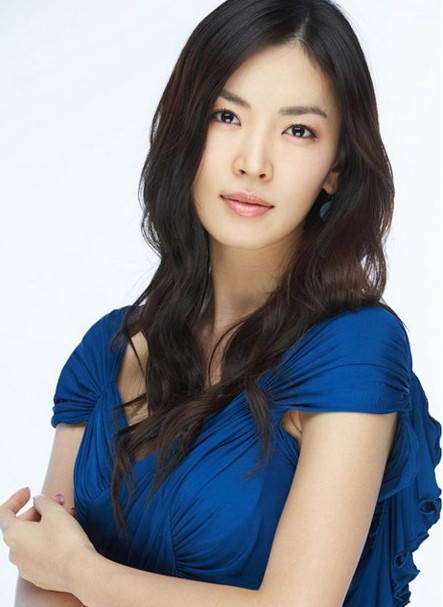 韩国女明星丰胸：4位韩国女明星的丰胸大秘诀