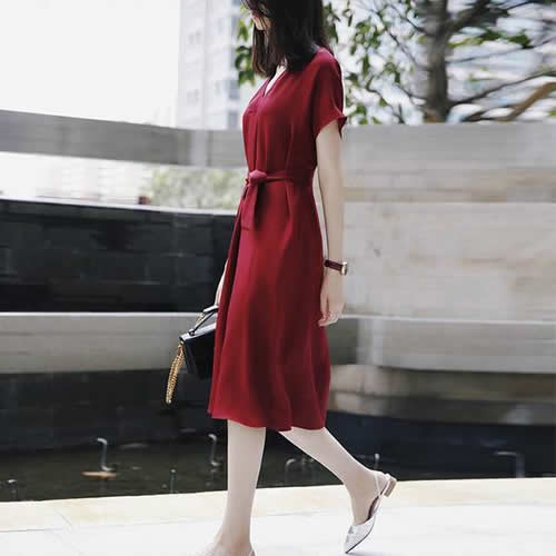 夏季人气6款真丝连衣裙：2018让你气质更有女人味