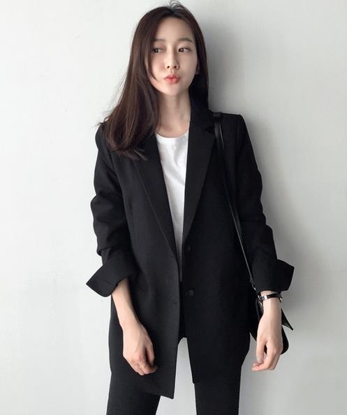 春款清新薄外套:小西服必不可少(图) 春款清新薄外套:小西服必不可少(图)