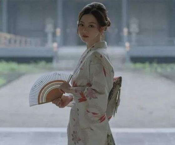 日本和服秘密:褪去和服后的日本女人是怎样的? 日本和服秘密:褪去和服后的日本女人是怎样的?
