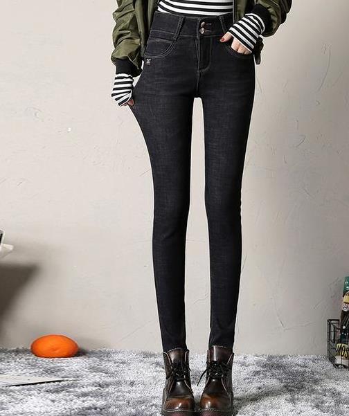 九分小脚牛仔裤，拥有别人羡慕的大长腿（图）