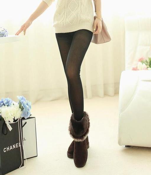 加绒打底裤纤细显瘦：2018早春秀性感美腿（图）