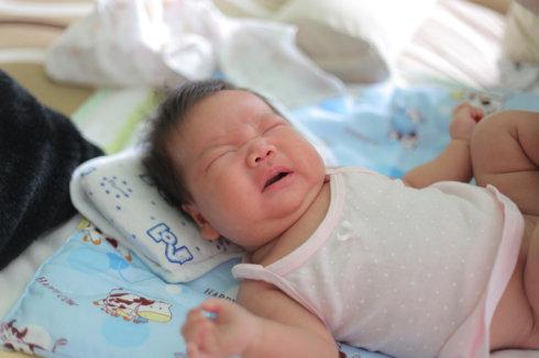 宝宝便便成了这样 赶紧送医院(图) 宝宝便便成了这样 赶紧送医院(图)