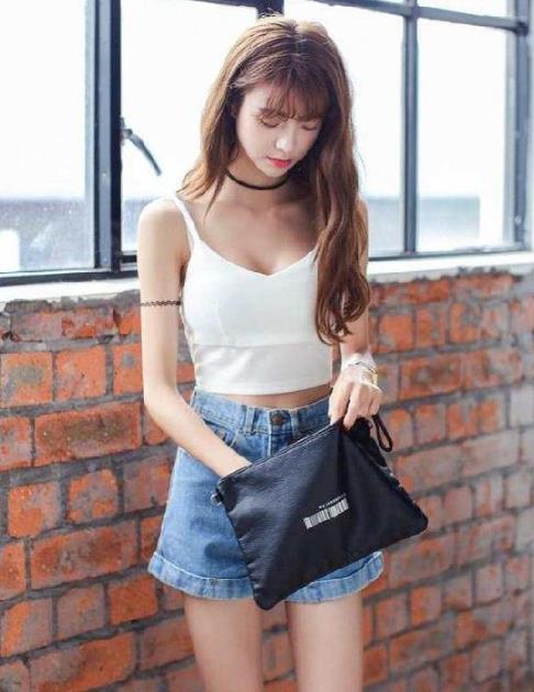 2018春季女孩的吊带背心：清凉性感简约（图）