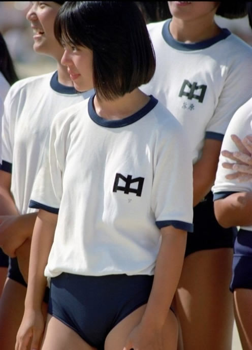 日本女孩的超短体操裤 为什么会这么短（图）