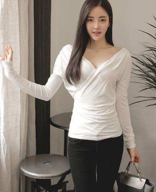 带有气质的紧身裤穿搭:女人百搭不厌(图) 带有气质的紧身裤穿搭:女人百搭不厌(图)