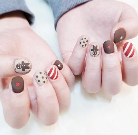 2018新款美甲图片欣赏：美甲款式图片欣赏（图）