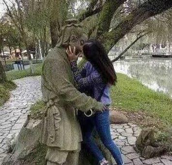 姑娘，能不能矜持点