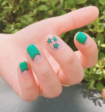 2018初春美甲新款式：2018最流行美甲图片款式欣赏