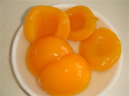 黄桃罐头吃了会发胖吗 自制黄桃罐头的做法 黄桃罐头怎样吃