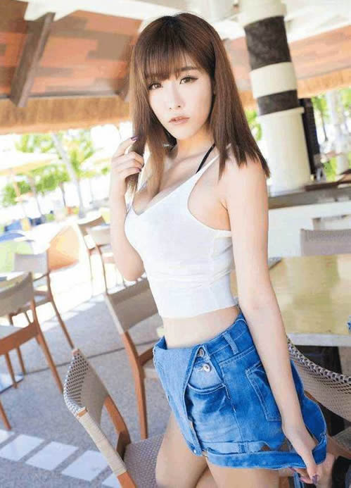 好看的图片大全：养眼漂亮好身材妹子图片