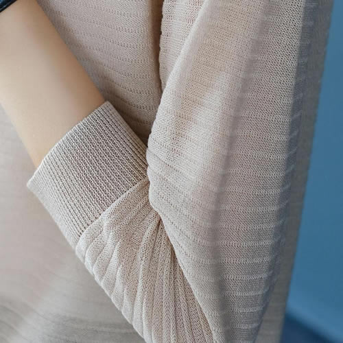 2018年春季新款开衫：简约百搭的条纹开衫