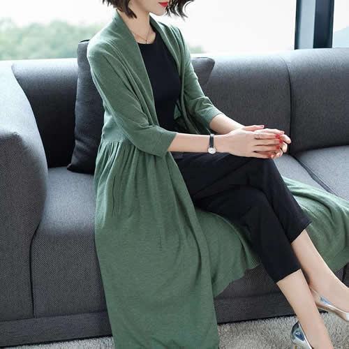 2018年春季新款开衫：简约百搭的条纹开衫