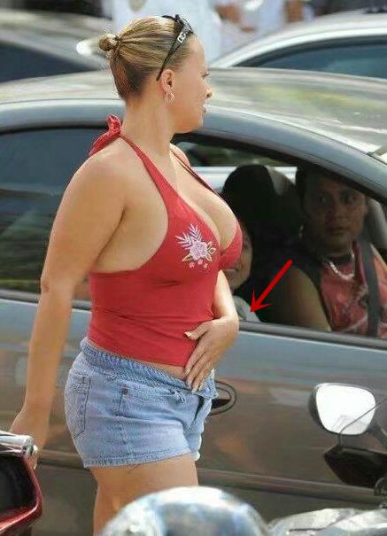 大姐这手势是什么意思，看了半天没看懂