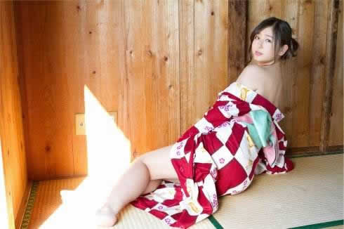 村上友梨天使脸孔：穿上和服原来可以这么美
