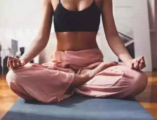 最简单的体检竟然是盘腿,快试试!(简单的体检方法) 最简单的体检竟然是盘腿,快试试!(简单的体检方法)