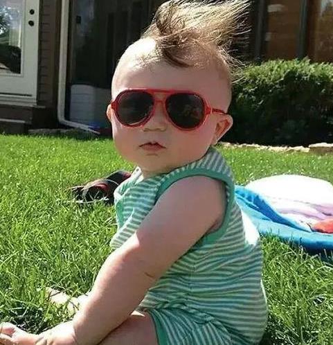 头发飘逸，就是自信