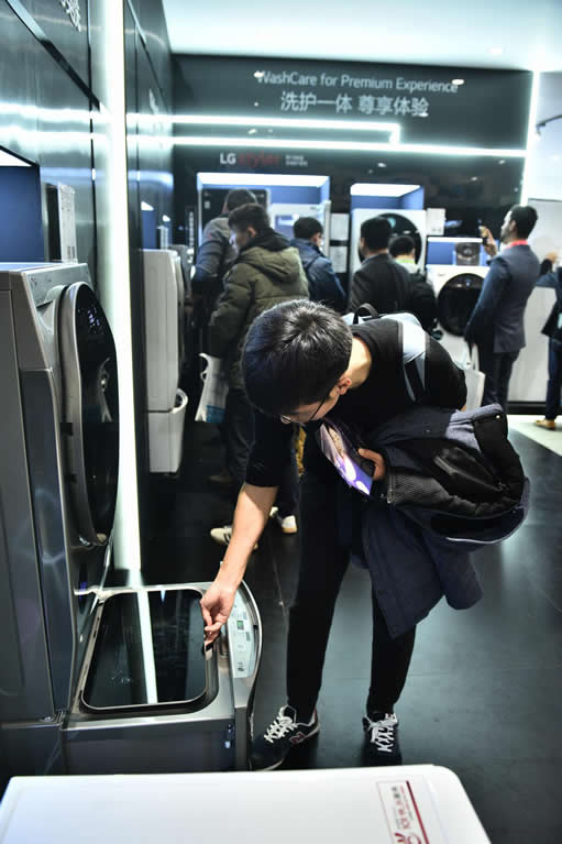 洗护一体 尊享体验，LG 双擎洗衣机引领洗衣新时代