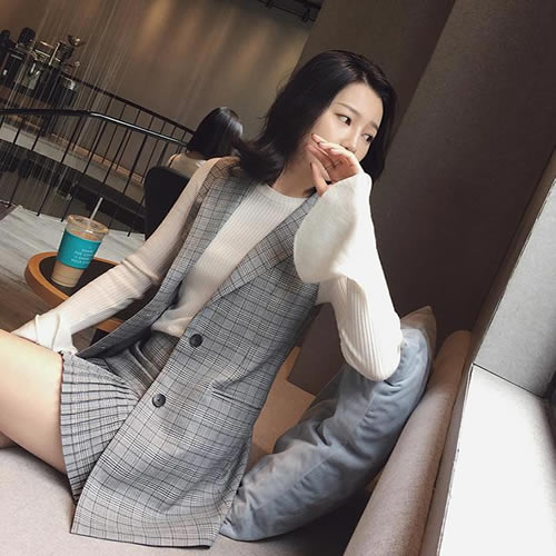 流行春季休闲套装2018：干净利落散发时尚韵味