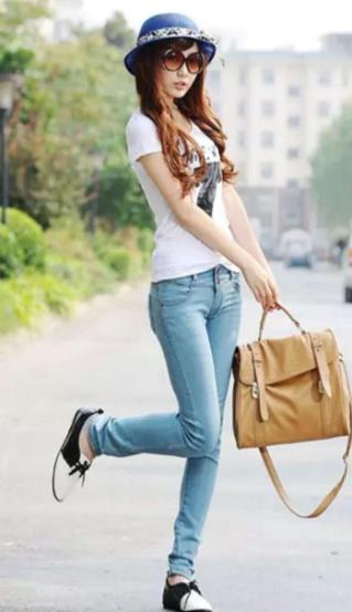 精致女人穿搭紧身裤更有韵味：轻松穿搭出视觉美