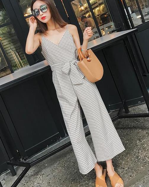 女人30岁以后拼气质：推荐几款穿搭有气质又显瘦