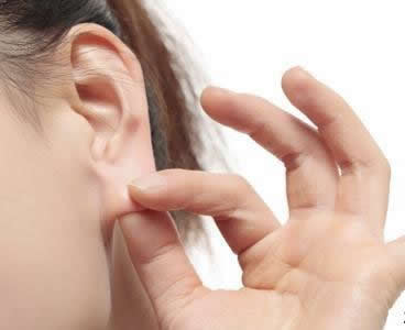 常拉耳朵这一处竟能补肾养身:起床后拉一拉(图) 常拉耳朵这一处竟能补肾养身:起床后拉一拉(图)