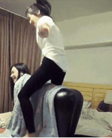 妹子，一看你们就是老司机