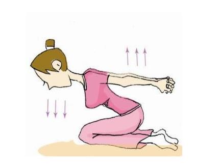 17岁女孩胸部一直很小该怎么办：教你自然丰胸做法