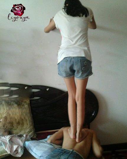 老婆新学会了一招泰式按摩，真舒服