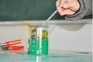 原来回收的废旧手机,就是这么提炼出金子的!（图）