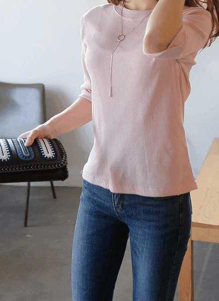 紧身裤紧身时尚:展现美女性感清新好身段(图) 紧身裤紧身时尚:展现美女性感清新好身段(图)